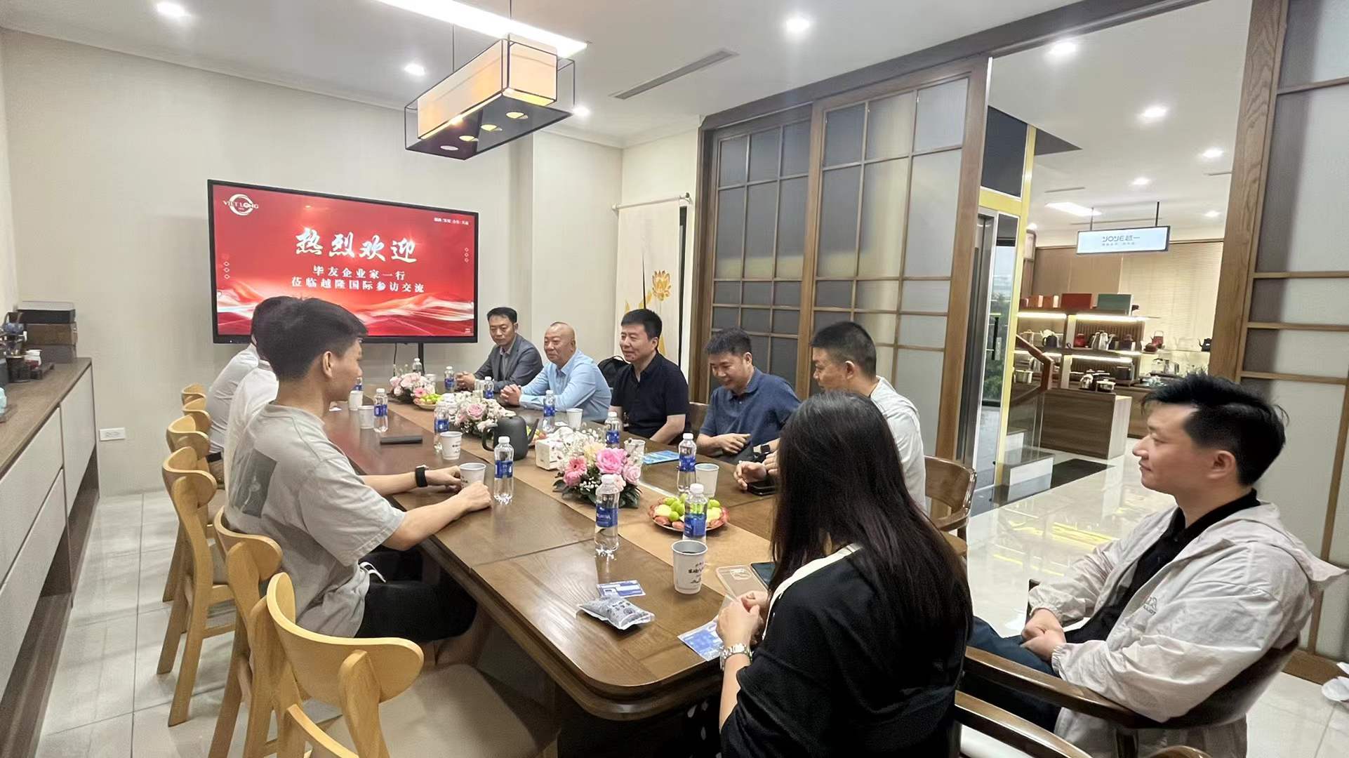 對話越隆國際，共繪多元合作新藍圖│畢友百鯤東盟行Day2